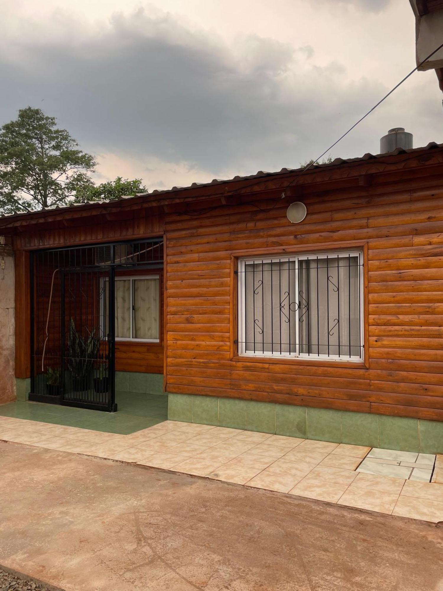 Alojamiento Facundo Puerto Iguazú Buitenkant foto